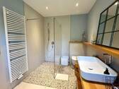 Zweites Duschbad - 