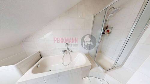 Badezimmer - Etagenwohnung mit 88,00 m² in Fürstenfeldbruck zum Kaufen