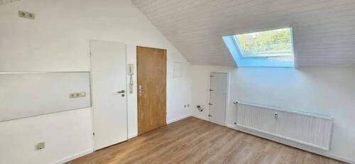 Eingang - 1 Zimmer Etagenwohnung zum Kaufen in Neumarkt in der Oberpfalz