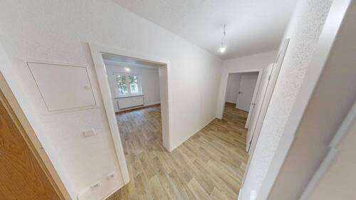 Flur - 3 Zimmer Etagenwohnung in Chemnitz