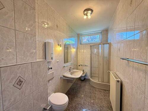 Wohnung 1. OG links - 