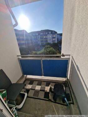 Balkon - 2 Zimmer Etagenwohnung zum Kaufen in Chemnitz