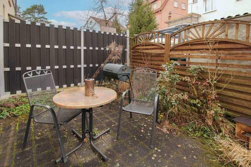 Außenbereich (2) - 7 Zimmer Mehrfamilienhaus, Wohnhaus in Reutlingen