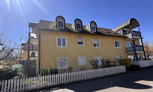 Ansicht - Helle 2 Zi. Wohnung mit schönem Balkon in ruhiger Lage