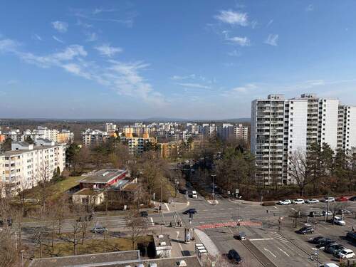 Ausblick - Etagenwohnung mit 78,00 m&sup2; in Nürnberg zur Miete