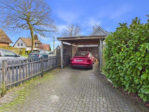 Carport - 6 Zimmer Doppelhaushälfte in Solingen