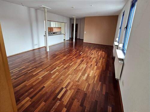 offener Wohn- und Essbereich - 4 Zimmer Etagenwohnung in Albstadt