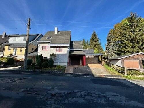 Gesamtansicht.jpg - 5 Zimmer Einfamilienhaus zum Kaufen in Neuhaus am Rennweg