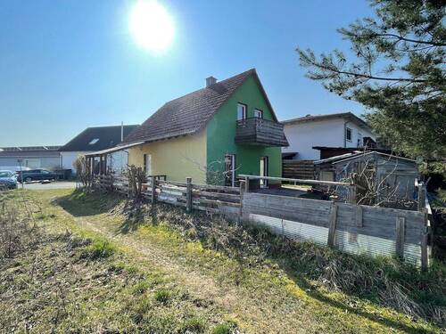 IMG_8434.jpeg - Einfamilienhaus mit 77,00 m&sup2; in Veitsbronn zum Kaufen