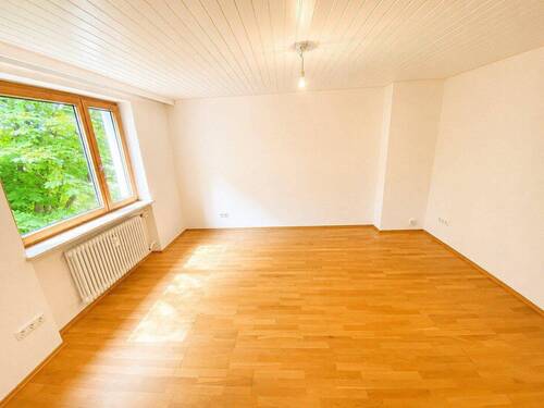 Wohnzimmer_02 - 2 Zimmer Etagenwohnung zur Miete in Augsburg