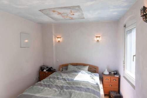 563 EG Schlafzimmer - Mehrfamilienhaus, Wohnhaus mit 200,90 m² in Stuttgart zum Kaufen