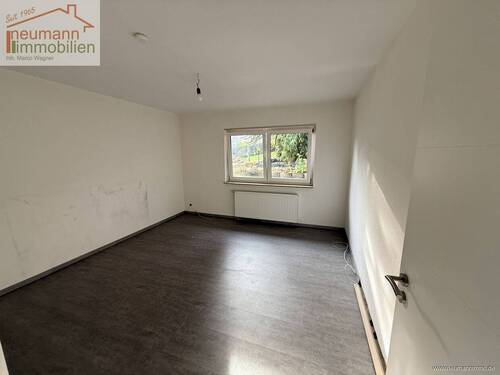 Schlafzimmer Eltern EG - 