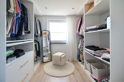 Ankleide Obergeschoss illustriert - 