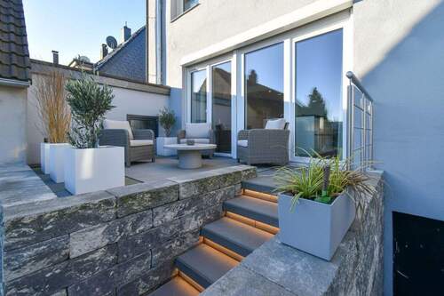 Terrasse illustriert - 