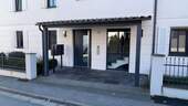 Hauseingang.jpg - Etagenwohnung mit 90,00 m&sup2; in Euerbach zum Kaufen