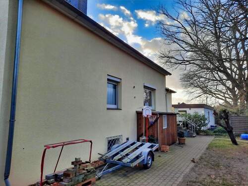 Außenansicht - 6 Zimmer Mehrfamilienhaus, Wohnhaus in Wedemark