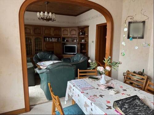 Esszimmer mit Blick ins Wohnzimmer - Einfamilienhaus mit 140,00 m&sup2; in Wilster zum Kaufen