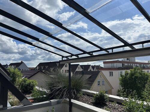 Dachterrasse - Dachterrassenwohnung im Herzen von Böblingen - 4 Zimmer