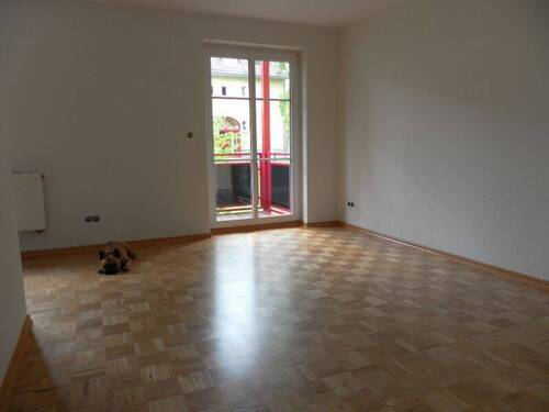 Wohnzimmer - 2 Zimmer Etagenwohnung in Chemnitz