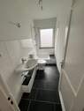 Bad mit Dusche - 