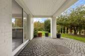 Überdachte Terrasse - 