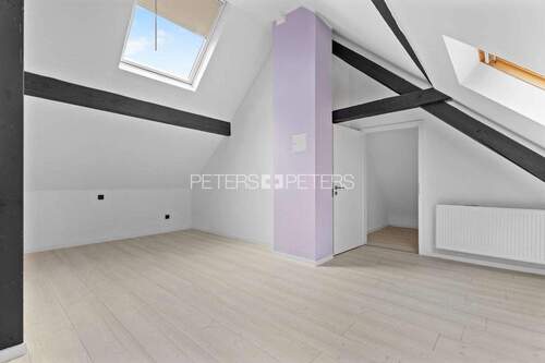 Schlafzimmer mit Ankleide Dachgeschoss - 