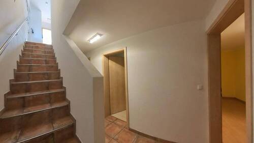 Treppe und Flur Keller - 