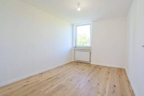 Kinderzimmer / Arbeitszimmer 1 - 