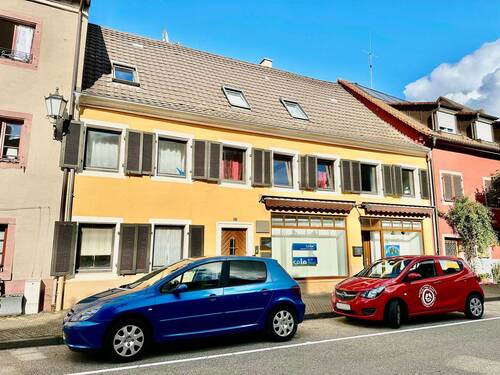 Außenansicht - Gepflegtes Wohn- und Geschäftshaus im Herzen von Kenzingen