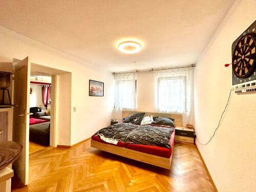 Schlafzimmer (Durchgangszimmer) - OG - 