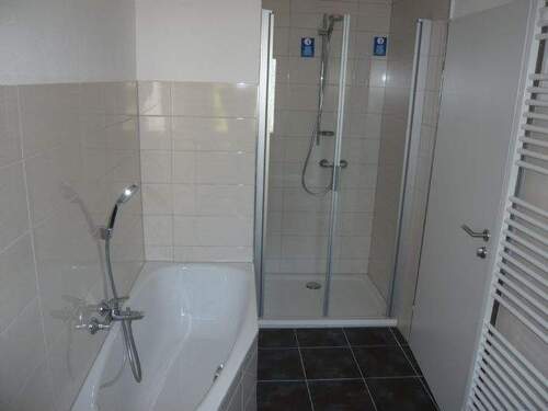 Badwanne & Dusche - 