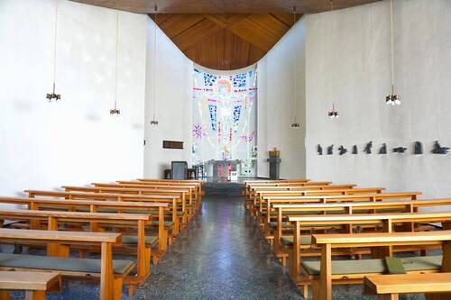 (Ehemaliges) Kirchenschiff EG - Mehrfamilienhaus, Wohnhaus mit 128,40 m&sup2; in Rotenburg an der Fulda zum Kaufen