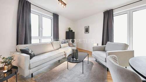 Wohnzimmer (Musterwohnung) - 3 Zimmer Etagenwohnung zur Miete in Neumünster