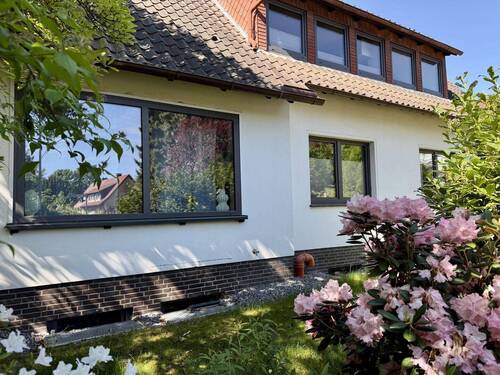 Seitliche Hausansicht - 
