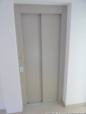 rollstuhlgerechter Aufzug - 2 Zimmer Etagenwohnung zur Miete in Wirft