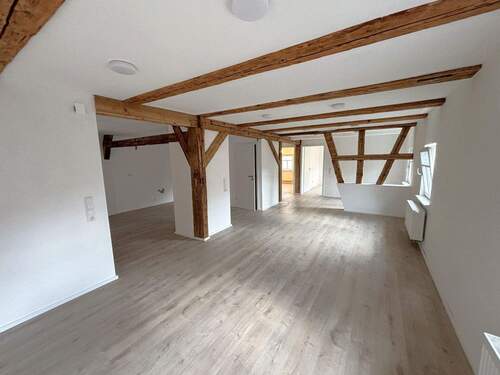 3,5 Zimmer - Erstbezug nach Sanierung - 790,00 EUR Kaltmiete, ca.  83,30 m² Wohnfläche