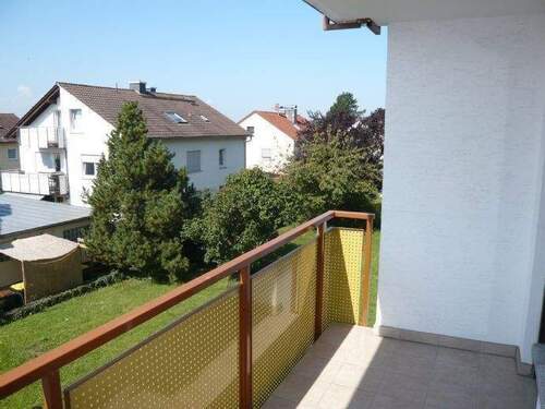 überdachter Balkon - 4 Zimmer Etagenwohnung in Fulda