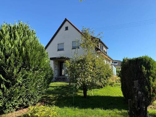 Außenbild - 6 Zimmer Einfamilienhaus zum Kaufen in Böblingen / Dagersheim