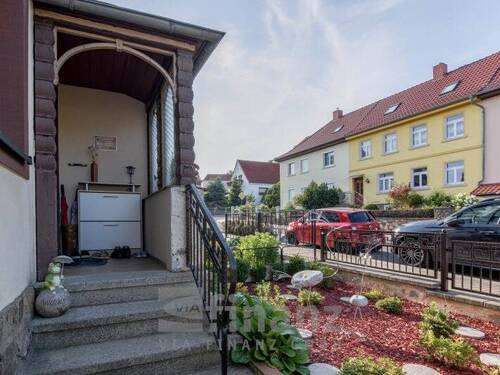 Eingang - 5 Zimmer Einfamilienhaus zum Kaufen in Roßwein