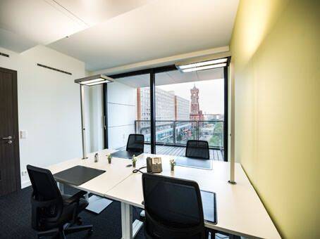 Co-Working Arbeitsplatz. - Büro mit 23,00 m&sup2; in Berlin zur Miete
