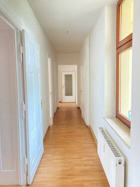 Flur - 3 Zimmer Etagenwohnung zur Miete in Forst (Lausitz)