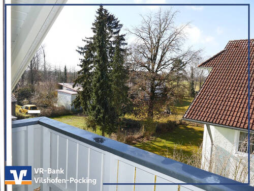 Titelbild - Single oder Pärchen aufgepasst: Hier wartet eine gepflegte 2-Zimmer-Wohnung mit Balkon auf Sie!