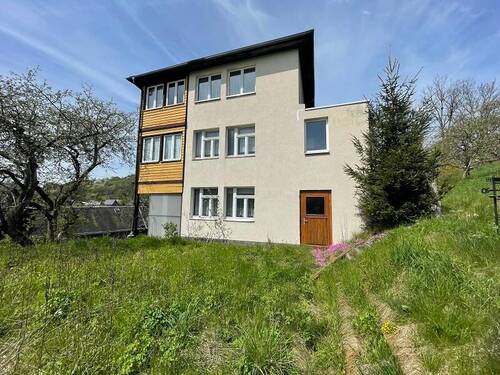 Seitenansicht - Mehrfamilienhaus, Wohnhaus mit 167,60 m&sup2; in Probstzella zum Kaufen