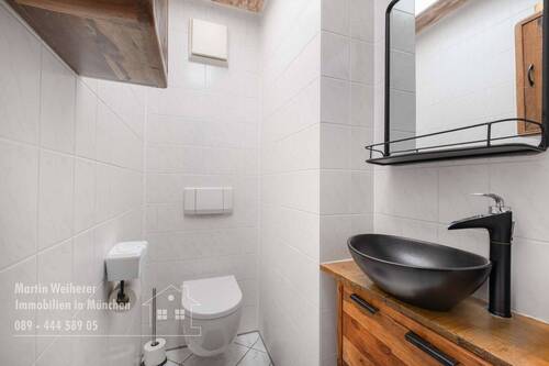 Gäste WC - Etagenwohnung mit 75,20 m² in München zum Kaufen