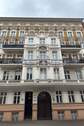 Fassade - 4-Zimmer Wohnung in gefragter Lage nahe Winterfeldplatz - Teilsaniert