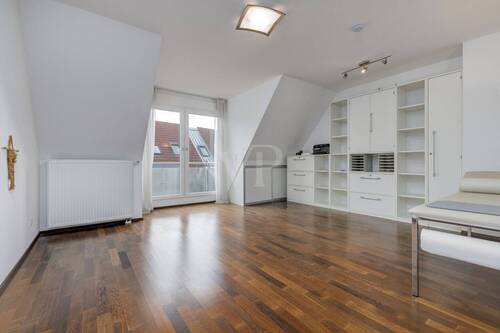 Schlafzimmer - 3 Zimmer Etagenwohnung in Hofheim am Taunus