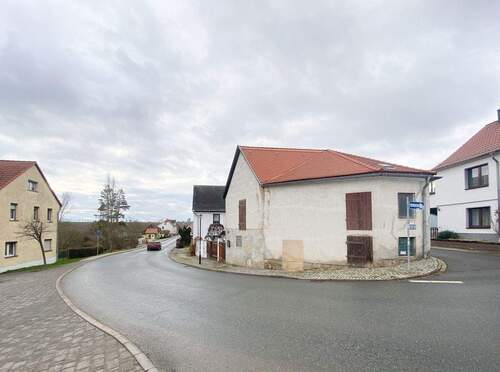 Ansicht - 4 Zimmer Bauernhaus, Landhaus zum Kaufen in Saaleplatte
