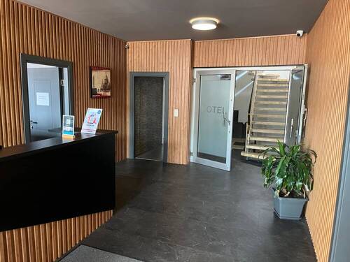 Eingangsbereich - Hotel, Pension, Gasthof zur Miete in Adendorf