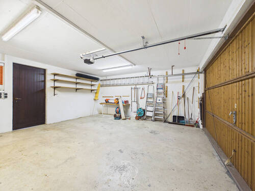 Garage - 