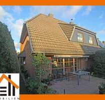 *Top gepflegte Haushälfte * Carport * Terrasse * EBK * Voll- und Duschbad * Gäste-WC * Keller * - Geesthacht